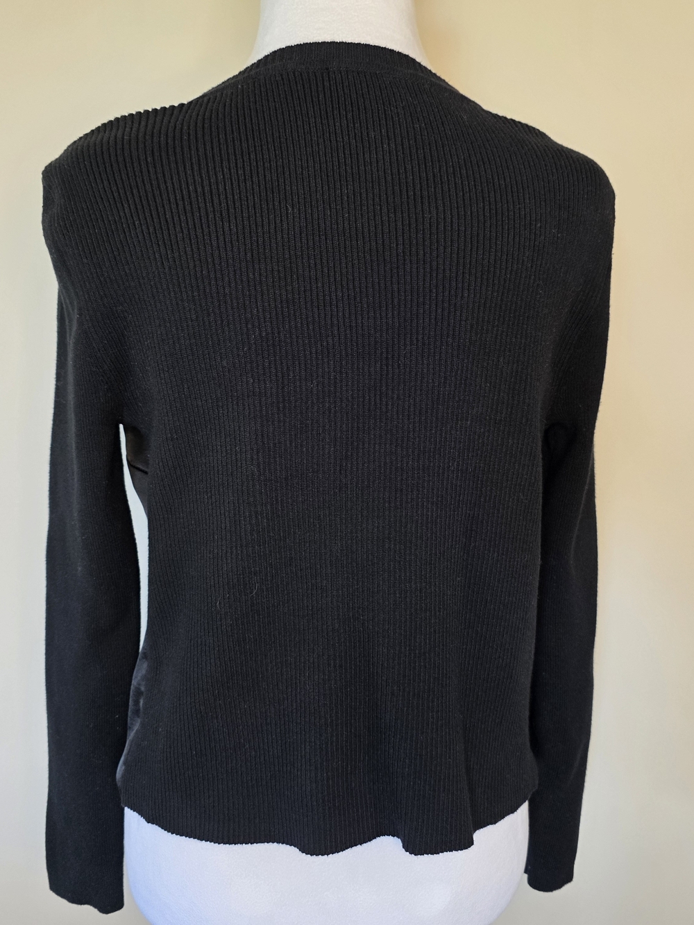 Cabi Black Mixed Media Satin Knit Tie Front Top XS/ Minimalist Monocrome - Picture 4 of 6